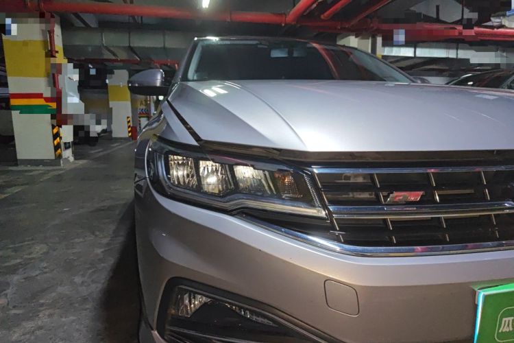Used Volkswagen Bora 2019 Revised Version 1.5L Automatic Comfort Edition China V Standard Right Front Headlight