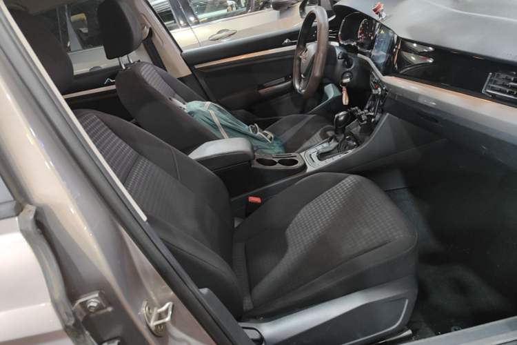Used Volkswagen Bora 2019 1.5L Automatic Fashion Model Right Front Seat