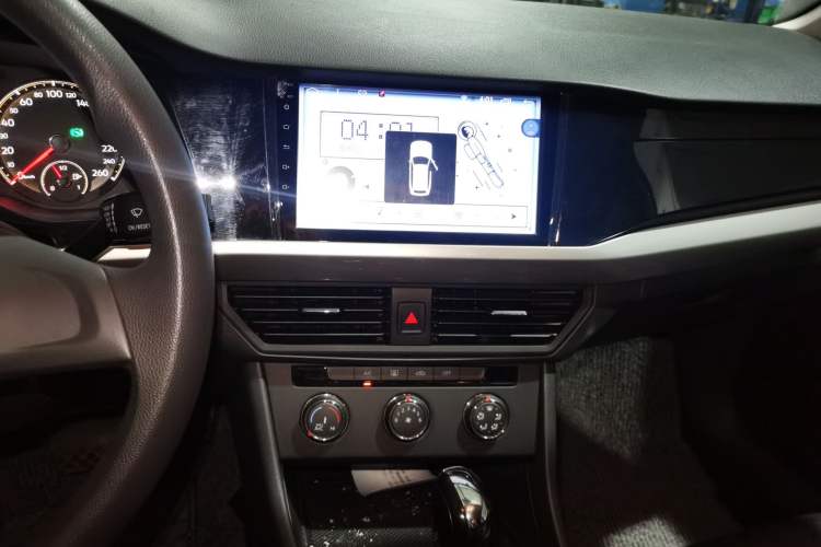 Used Volkswagen Bora 2019 Revised Version 1.5L Automatic Fashionable Style China VI Audio And AC Panel
