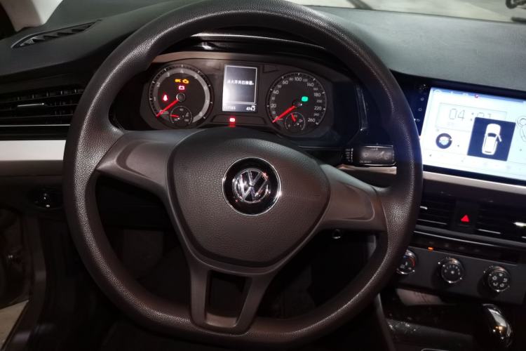 Used Volkswagen Bora 2019 Revised Version 1.5L Automatic Fashionable Style China VI Steering Wheel