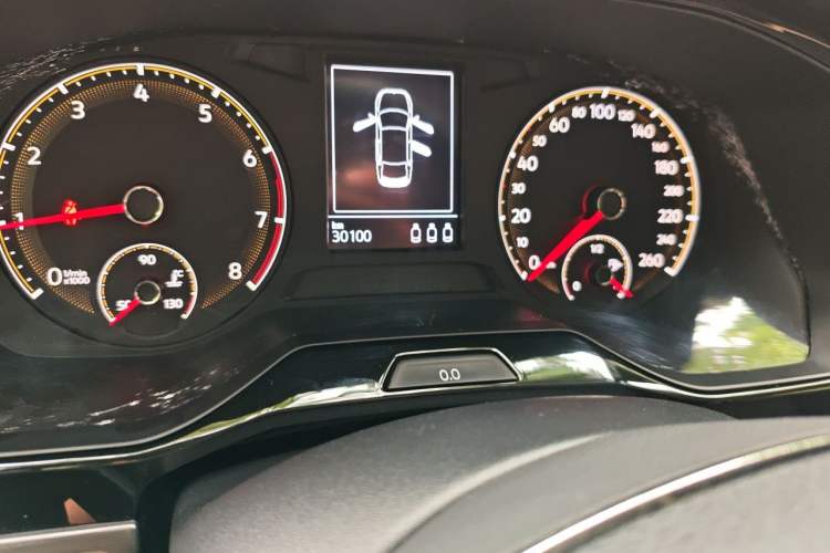 Used Volkswagen Bora 2019 1.5L Automatic Comfort Model Odometer Close Up