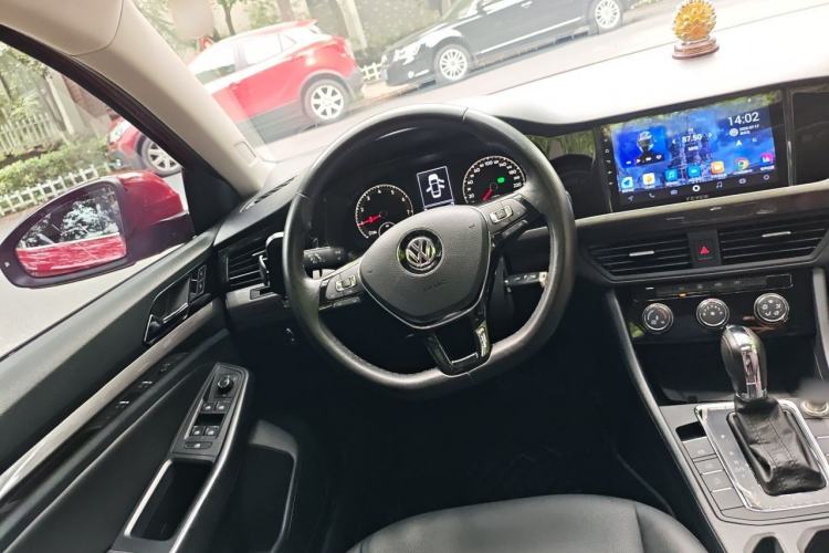Used Volkswagen Bora 2019 1.5L Automatic Comfort Model Steering Wheel