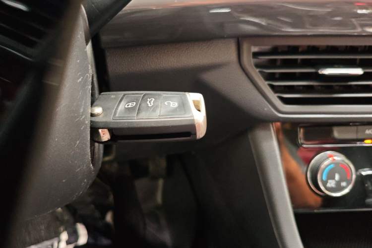 Used Volkswagen Bora 2019 1.5L Automatic Comfort Model Vehicle Key