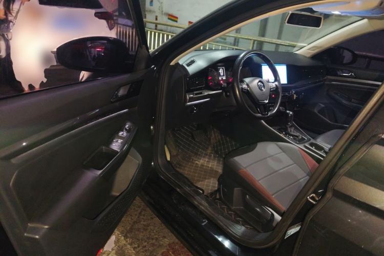 Used Volkswagen Bora 2019 1.5L Automatic Comfort Model Driver Seat