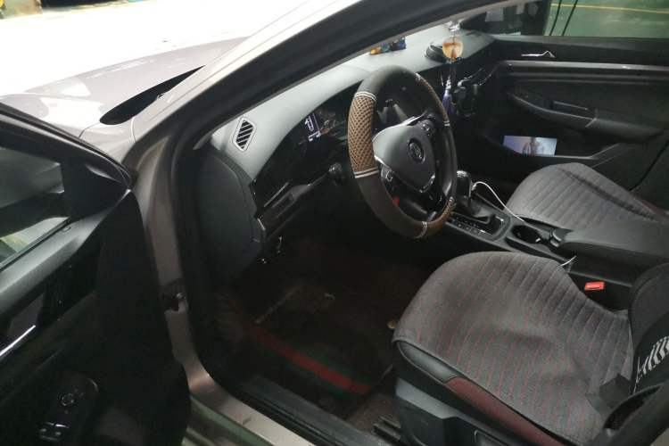 Used Volkswagen Bora 2019 Revised Version 1.5L Automatic Comfort Edition China V Standard Driver Seat