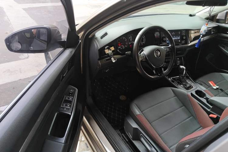Used Volkswagen Bora 2019 Revised Version 1.5L Automatic Elite Edition China VI Standard Driver Seat