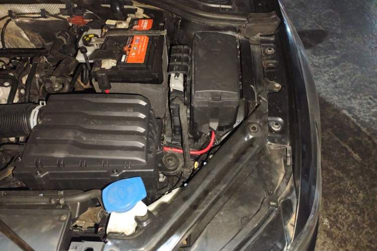 Used Volkswagen Bora 2019 1.5L Automatic Comfort Model Engine Bay Left