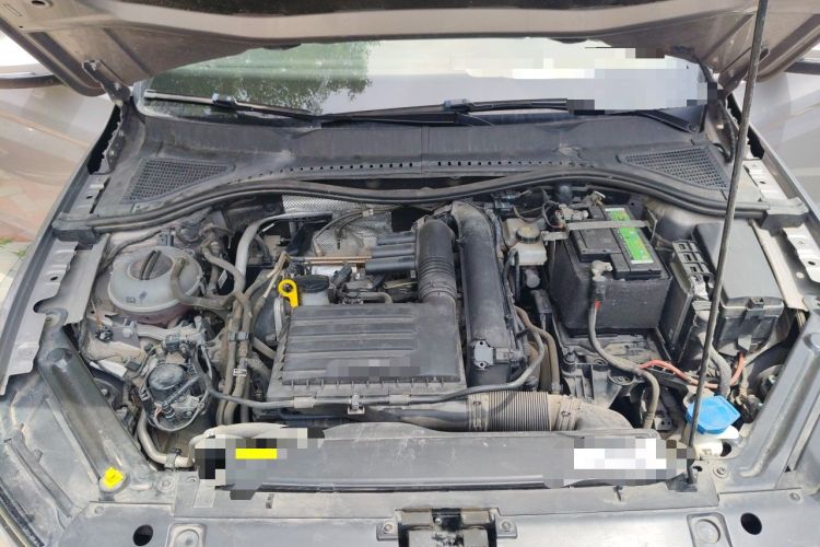 Used Volkswagen Bora 2019 Revised Version 280TSI DSG Elite Edition China VI Standard Engine Bay