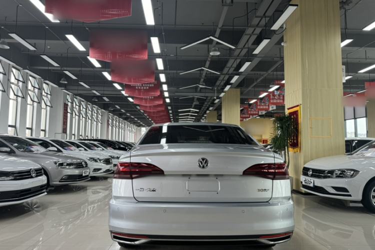 Used Volkswagen Bora 2019 1.5L Automatic Comfort Model Exterior 4