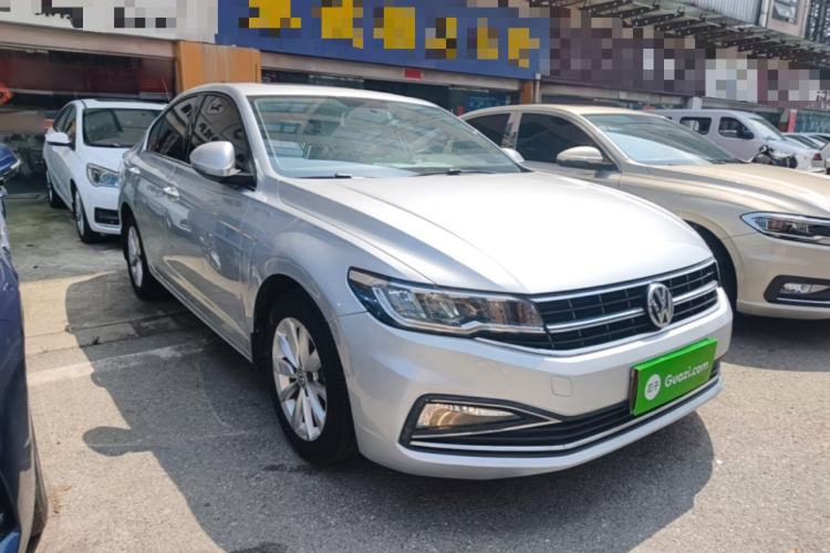 Used Volkswagen Bora 2019 1.5L Automatic Comfort Model Front Right 45 Deg