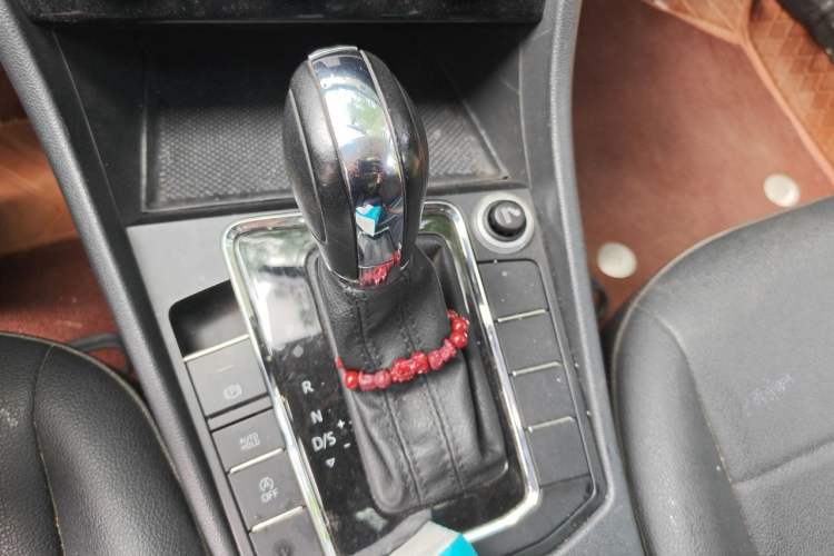 Used Volkswagen Bora 2019 Revised Version 1.5L Automatic Comfort Edition China VI Standard Gear Lever