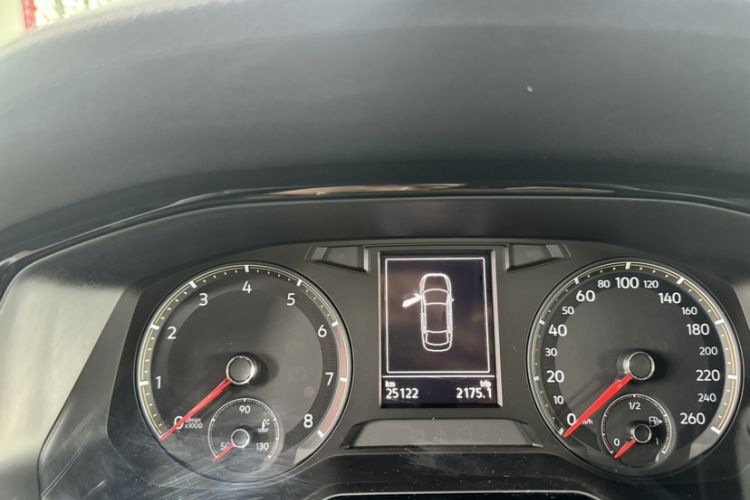 Used Volkswagen Bora 2019 1.5L Automatic Comfort Model Odometer Close Up