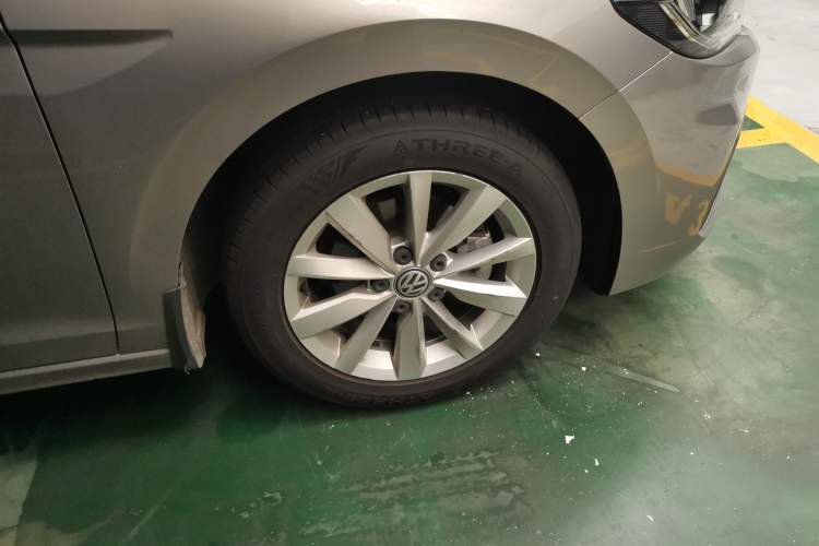 Used Volkswagen Bora 2019 Revised Version 1.5L Automatic Comfort Edition China V Standard Right Front Wheel Hub