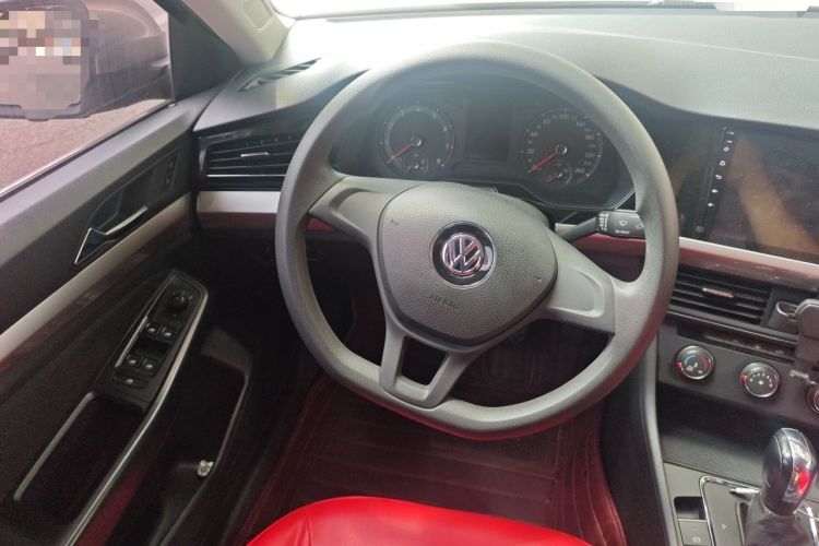 Used Volkswagen Bora 2019 1.5L Automatic Fashion Model Steering Wheel