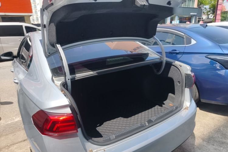 Used Volkswagen Bora 2019 1.5L Automatic Comfort Model Trunk