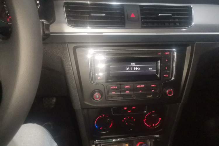 Used Volkswagen Bora 2019 Bora Legend 1.5L Manual Fashion Edition China VI Standard Audio And AC Panel