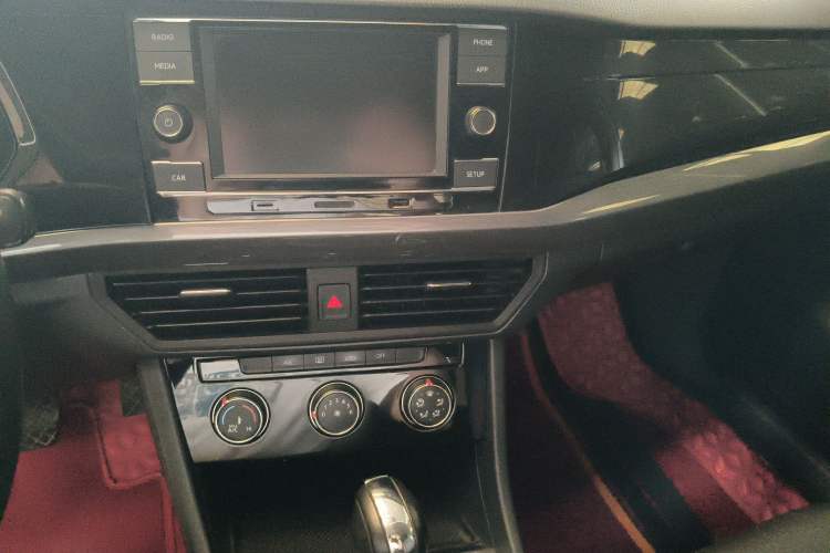 Used Volkswagen Bora 2019 1.5L Automatic Comfort Model Audio And AC Panel