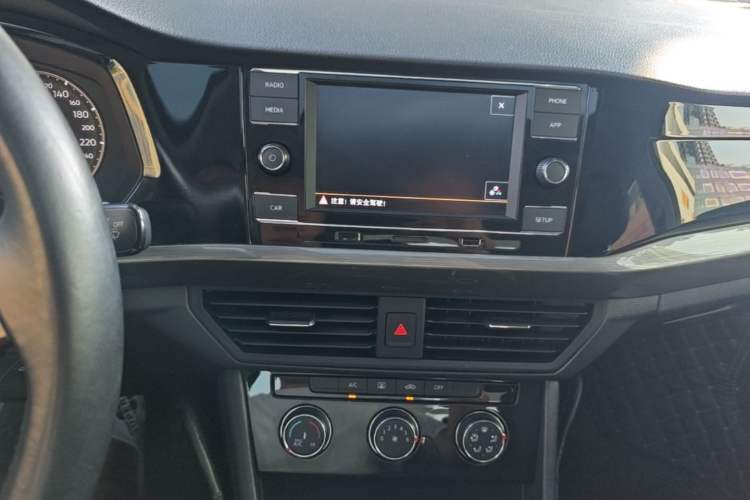 Used Volkswagen Bora 2019 Revised Version 1.5L Automatic Comfort Edition China VI Standard Audio And AC Panel