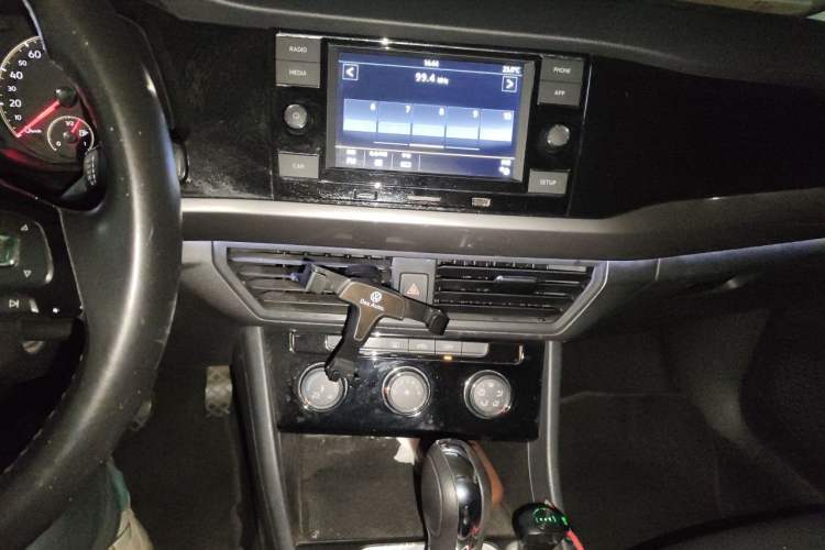 Used Volkswagen Bora 2019 Revised Version 1.5L Automatic Comfort Edition China VI Standard Audio And AC Panel