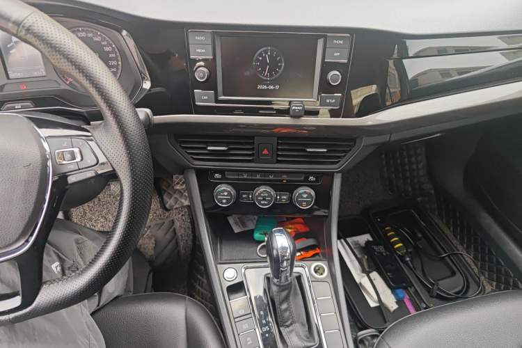 Used Volkswagen Bora 2019 Revised Version 1.5L Automatic Elite Edition China VI Standard Audio And AC Panel