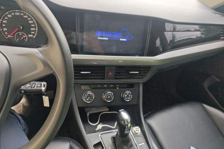 Used Volkswagen Bora 2019 Revised Version 1.5L Automatic Fashionable Style China VI Audio And AC Panel