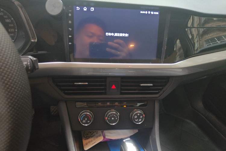 Used Volkswagen Bora 2019 Revised Version 1.5L Automatic Fashionable Style China V Standard Audio And AC Panel