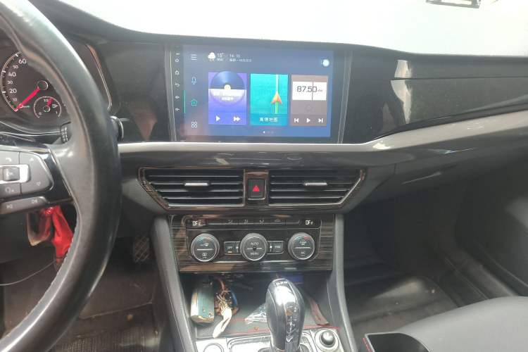 Used Volkswagen Bora 2019 280TSI DSG Elite Model Audio And AC Panel