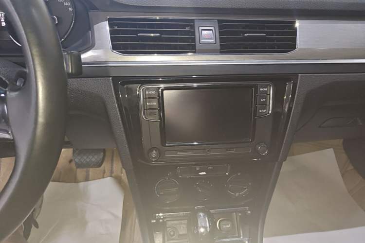 Used Volkswagen Bora 2019 Bora·Legend 1.5L Automatic Leading Model China V Emission Standard Audio And AC Panel