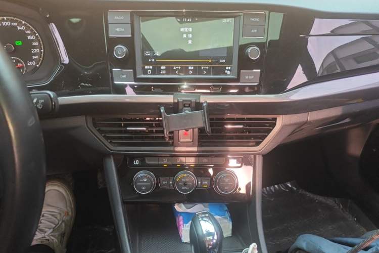 Used Volkswagen Bora 2019 280TSI DSG Elite Model Audio And AC Panel