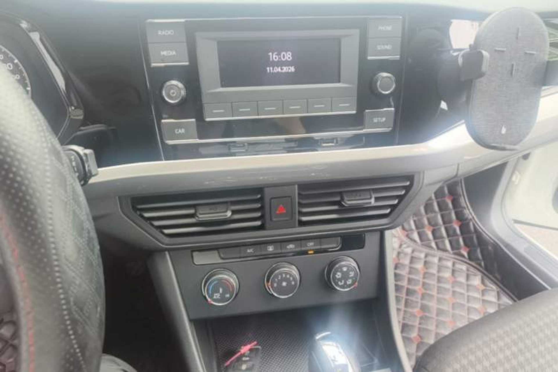 Used Volkswagen Bora 2019 Revised Version 1.5L Automatic Fashionable Style China VI Audio And AC Panel