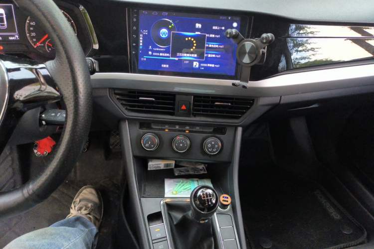 Used Volkswagen Bora 2019 1.5L Manual Fashion Edition Audio And AC Panel
