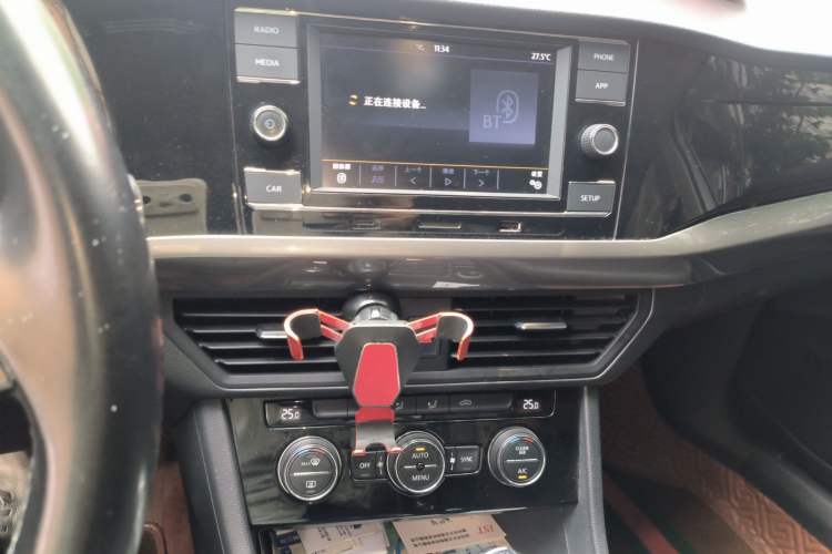 Used Volkswagen Bora 2019 Revised Version 1.5L Automatic Elite Edition China VI Standard Audio And AC Panel