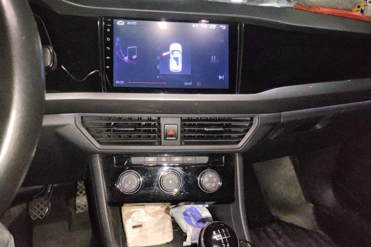 Used Volkswagen Bora 2019 1.5L Manual Comfort Version Audio And AC Panel
