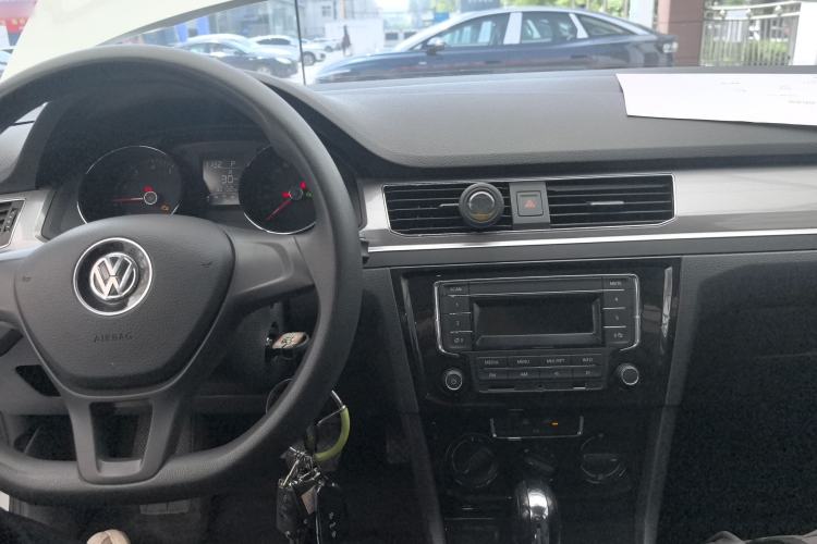 Used Volkswagen Bora 2019 Facelift Bora·Legend 1.5L Automatic Fashion Edition China VI Standard Center Console