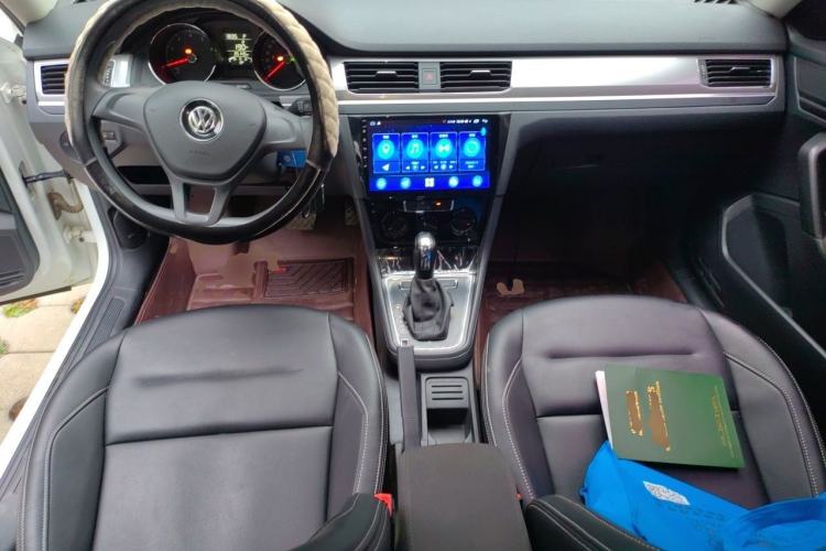 Used Volkswagen Bora 2019 Facelift Bora·Legend 1.5L Automatic Fashion Edition China VI Standard Center Console