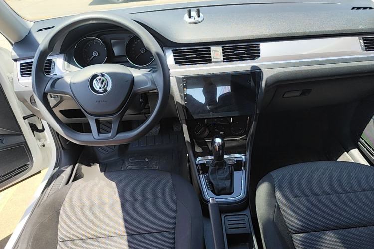 Used Volkswagen Bora 2019 Facelift Bora·Legend 1.5L Automatic Fashion Edition China VI Standard Center Console
