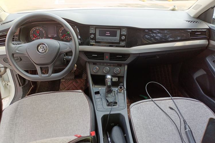 Used Volkswagen Bora 2019 Revised Version 1.5L Automatic Fashionable Style China VI Center Console