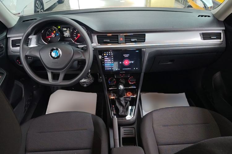 Used Volkswagen Bora 2019 Facelift Bora·Legend 1.5L Automatic Fashion Edition China VI Standard Center Console