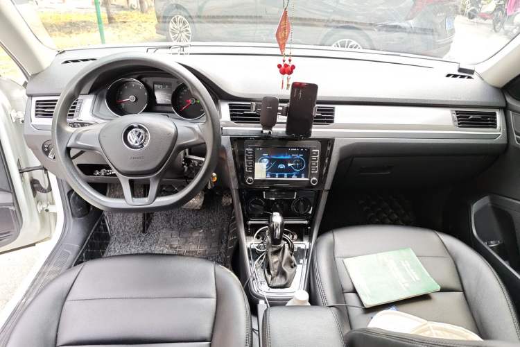 Used Volkswagen Bora 2019 Bora·Legend 1.5L Automatic Fashion Edition China V Standard Center Console