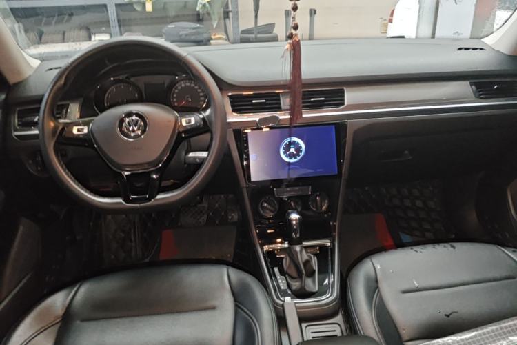 Used Volkswagen Bora 2019 Facelift Bora·Legend 1.5L Automatic Fashion Edition China VI Standard Center Console