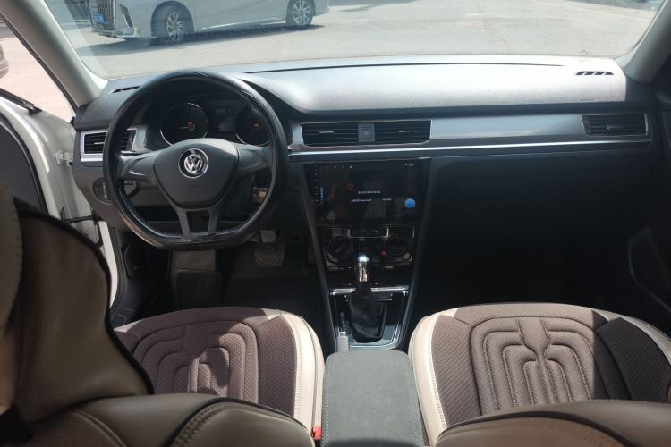 Used Volkswagen Bora 2019 Facelift Bora·Legend 1.5L Automatic Fashion Edition China VI Standard Center Console