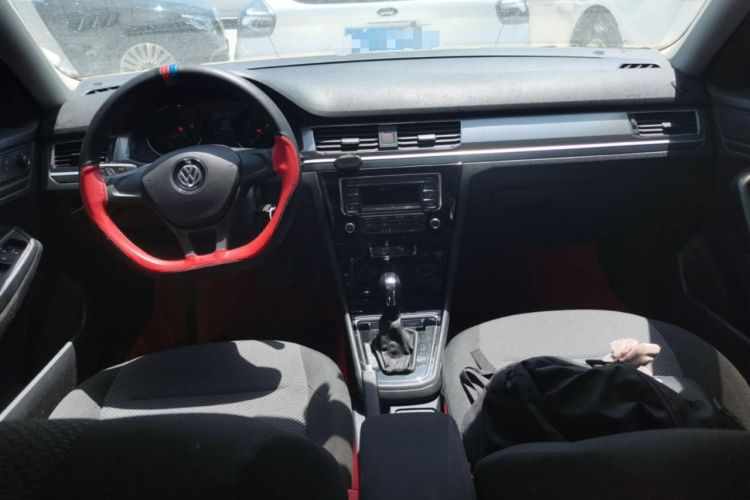Used Volkswagen Bora 2019 Facelift Bora·Legend 1.5L Automatic Fashion Edition China VI Standard Center Console