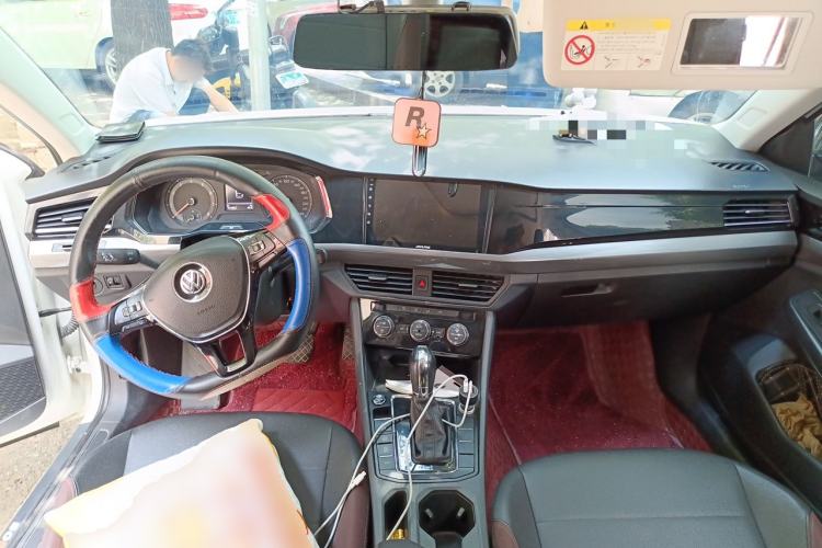 Used Volkswagen Bora 2019 280TSI DSG Elite Model Center Console