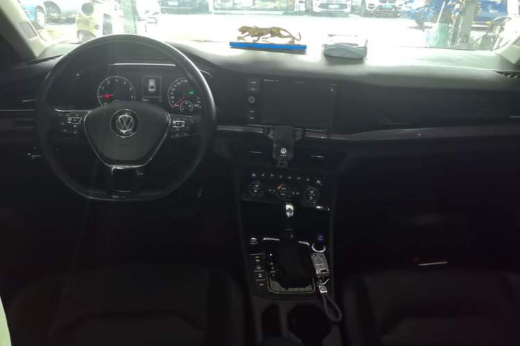Used Volkswagen Bora 2019 Revised Version 280TSI DSG Luxury Edition China V Standard Center Console
