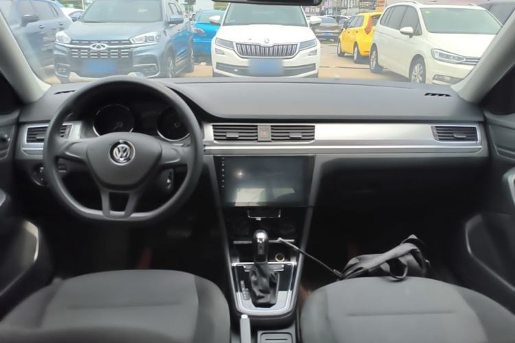 Used Volkswagen Bora 2019 Facelift Bora·Legend 1.5L Automatic Fashion Edition China VI Standard Center Console