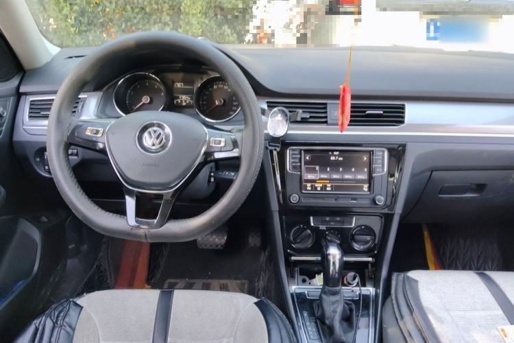 Used Volkswagen Bora 2019 Bora·Legend 1.5L Automatic Leading Model China V Emission Standard Center Console