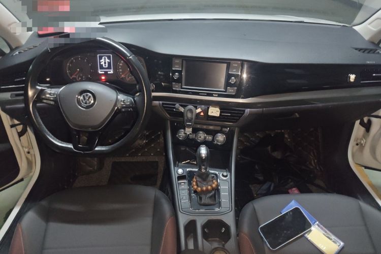 Used Volkswagen Bora 2019 Revised Version 1.5L Automatic Elite Edition China VI Standard Center Console