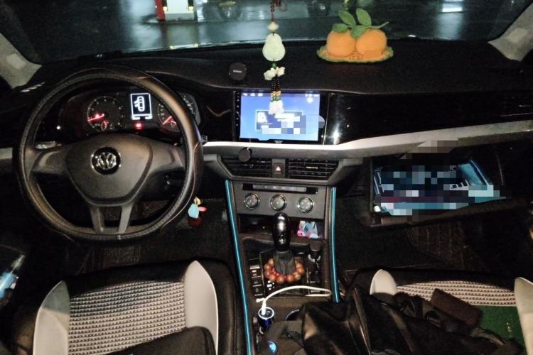 Used Volkswagen Bora 2019 Revised Version 1.5L Automatic Fashionable Style China VI Center Console