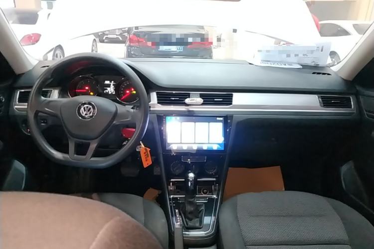 Used Volkswagen Bora 2019 Facelift Bora·Legend 1.5L Automatic Fashion Edition China VI Standard Center Console