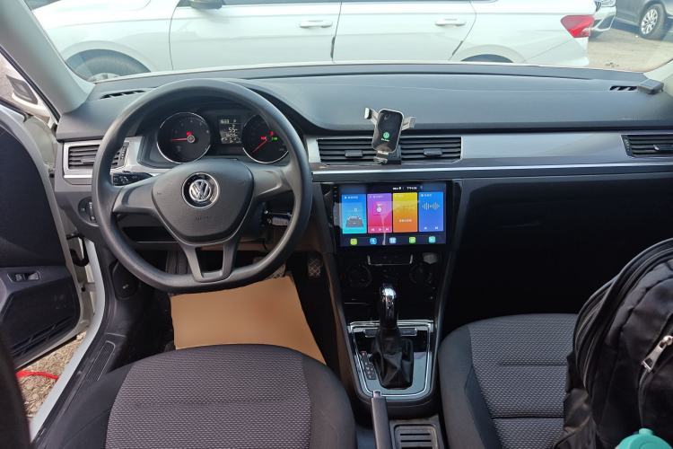 Used Volkswagen Bora 2019 Facelift Bora·Legend 1.5L Automatic Fashion Edition China VI Standard Center Console